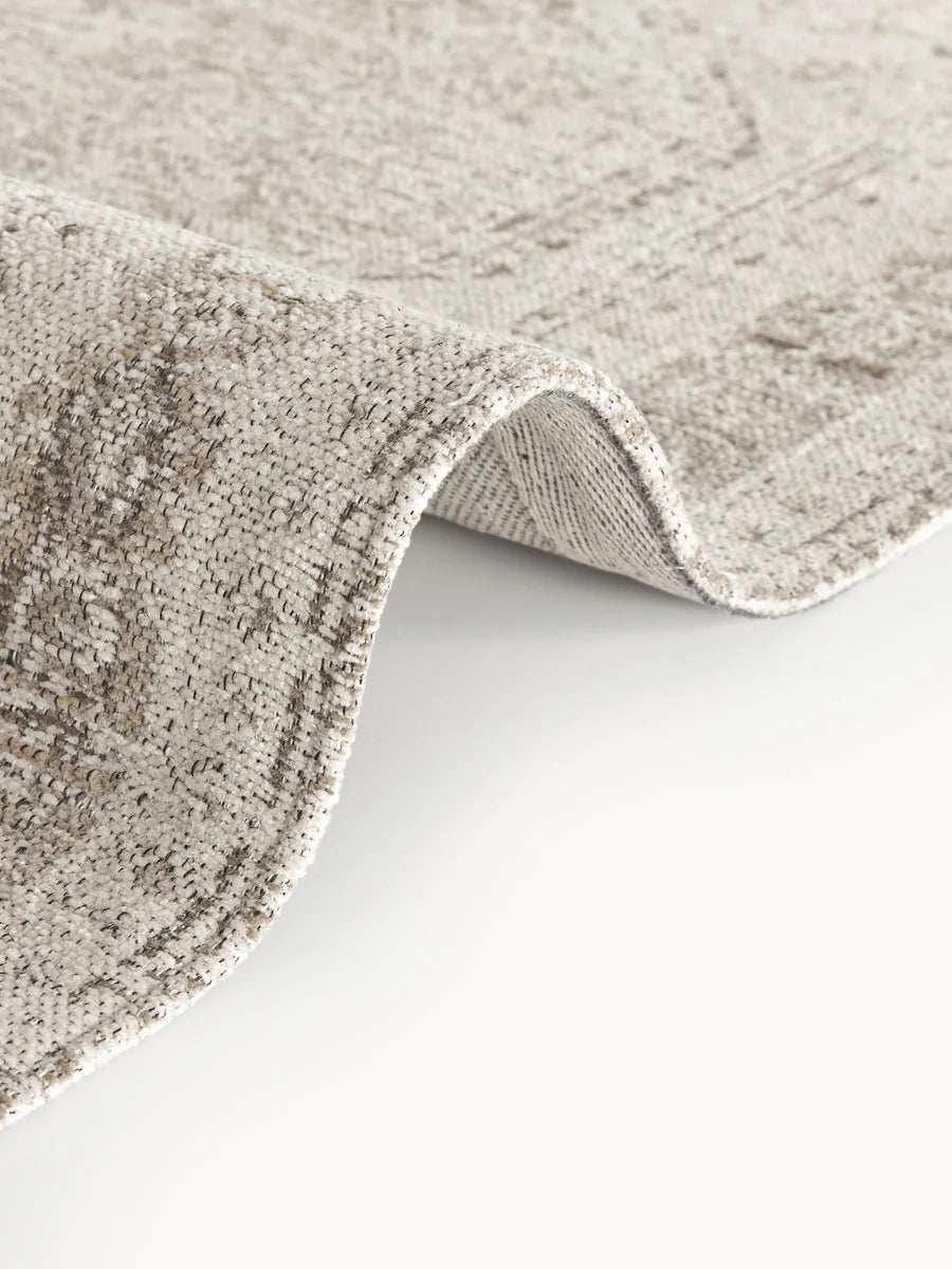 Mahdi vintage chenille rug