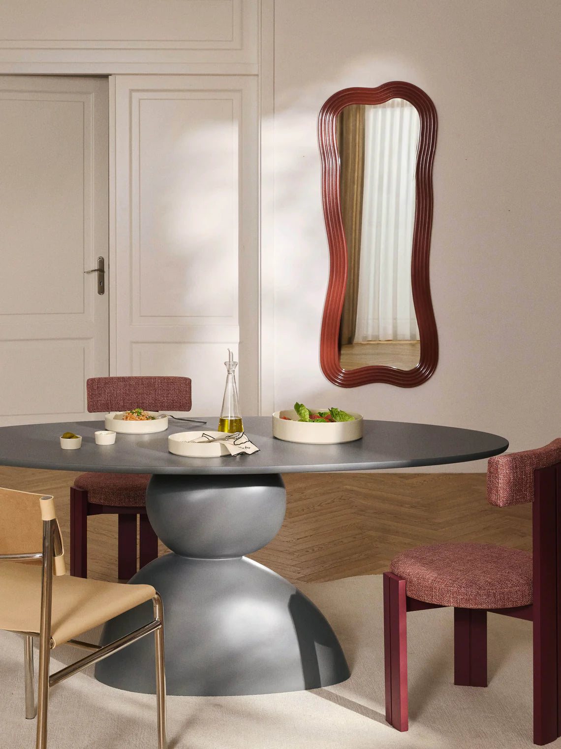 Cosimo wall mirror with wavy frame